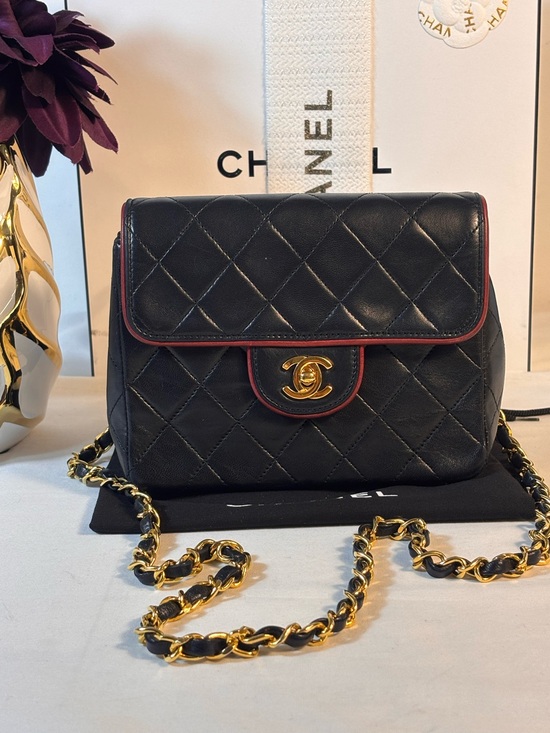 CHANEL Handbags - Beautiful Chanel Mini Square Lambskin
